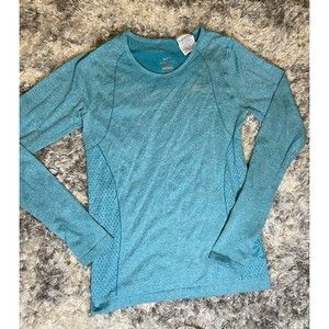 Nike  Dry Fit turquoise women’s Top M Medium 56323 A59